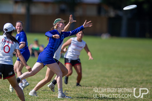 Day 2 of the USA Ultimate D-I College Championships