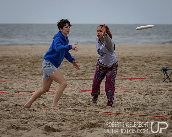 Sunday, 2023 LA Throwback Beach Ultimate Fest