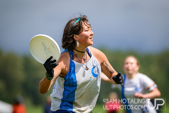 Lewis & Clark Artemis vs Whitman Sweets in quarterfinals at USAU D-III College Championships