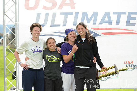 2012 USAU D-I College Championships Sunday Action
