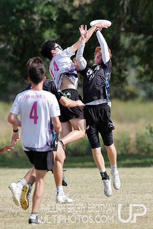 Day 1 at the 2026 Southwest D-I College Regionals