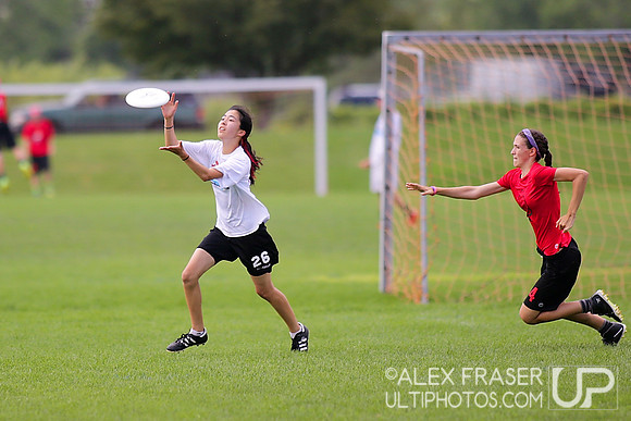 Sunday U19 Girls Semifinal - 2015 USAU Youth Club Championships