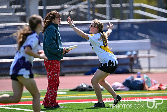 Girls Final - MadLuv vs ALX combo team
