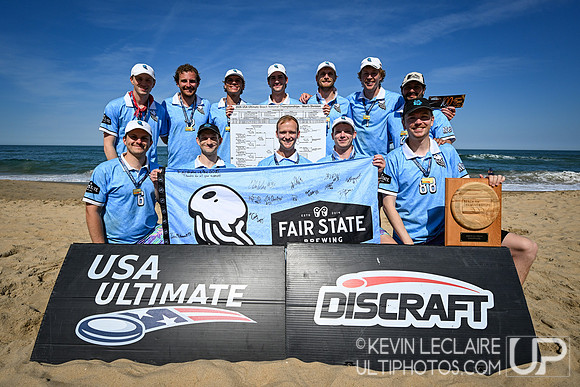Men of War (MeOW) Men's Champions Team Photo - 2026 USA Ultimate