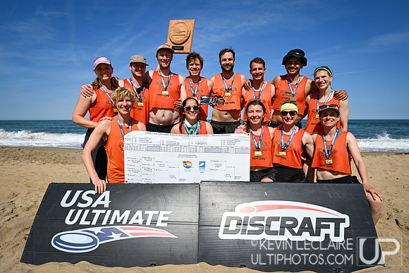 Amherst Crop Tops Mixed 2nd Place Team Photo - 2026 USA Ultimate