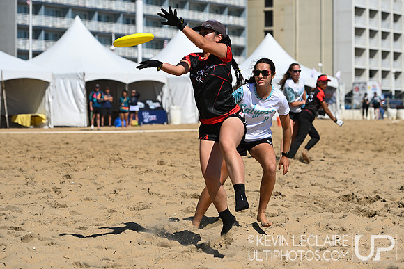 Blackwidows v Calypso Women's Final - 2026 USA Ultimate Beach Championships