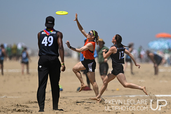 Amherst Crop Tops vs Beach Bulls Mixed Finals - 2026 USA Ultimat