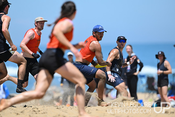 Amherst Crop Tops vs Beach Bulls Mixed Finals - 2026 USA Ultimat