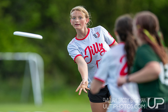 Day 1 at the  2026 USAU D-III College Championships