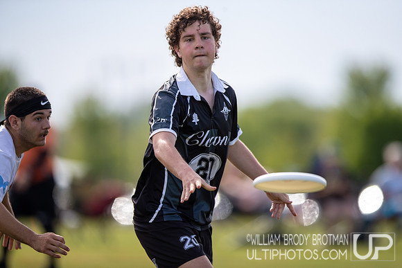 Day 1 at the  2026 USAU D-III College Championships