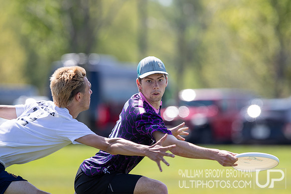 Day 1 at the  2026 USAU D-III College Championships