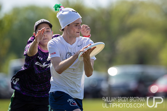 Day 1 at the  2026 USAU D-III College Championships