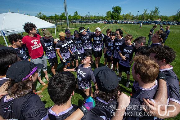 Day 1 at the  2026 USAU D-III College Championships