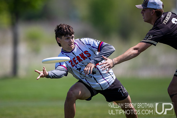 Day 1 at the  2026 USAU D-III College Championships