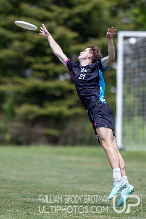 Day 1 at the  2026 USAU D-III College Championships
