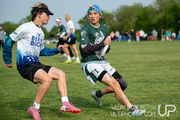Day 2 at the 2026 USAU D-III College Championships