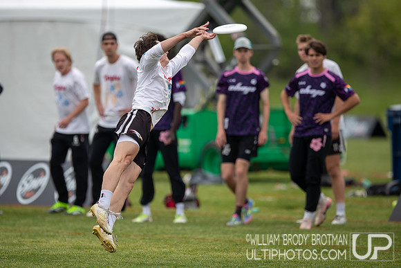 Day 2 at the 2026 USAU D-III College Championships