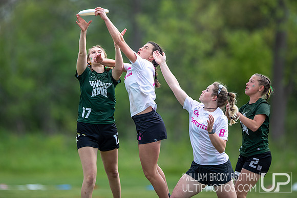 Day 2 at the 2026 USAU D-III College Championships