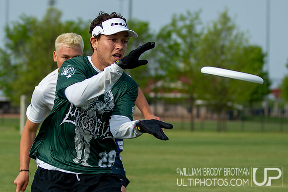 Day 2 at the 2026 USAU D-III College Championships