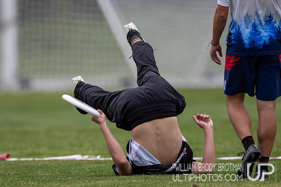 Day 2 at the 2026 USAU D-III College Championships