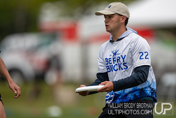 Day 2 at the 2026 USAU D-III College Championships