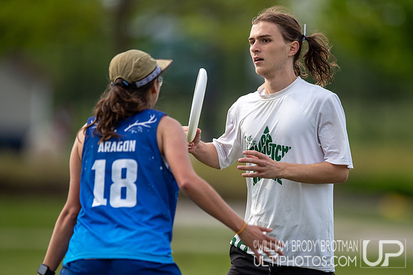 Day 2 at the 2026 USAU D-III College Championships