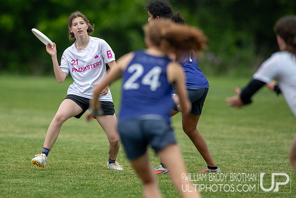 Day 2 at the 2026 USAU D-III College Championships