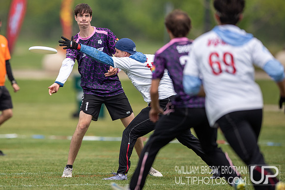Day 2 at the 2026 USAU D-III College Championships