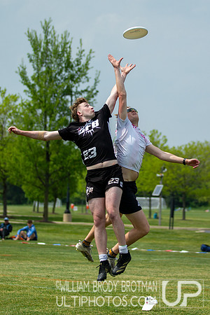 Day 2 at the 2026 USAU D-III College Championships