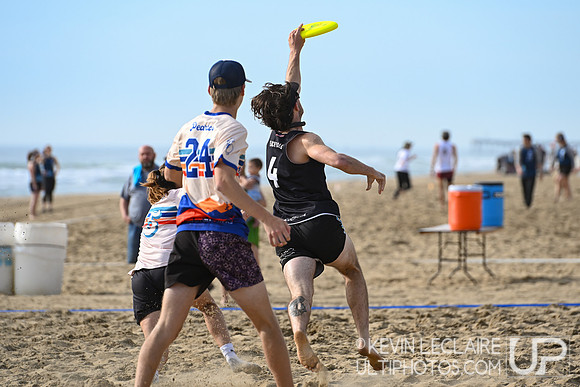 Virginia Vanguard vs Beach Bulls - Mixed Qtrs - 2026 USA Ultimat