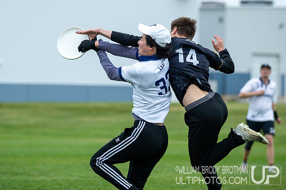 Day 1 at the 2026 USAU D-I College Championships
