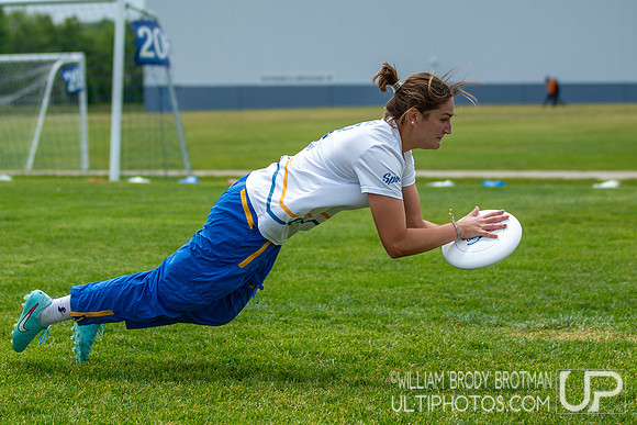 Day 1 at the 2026 USAU D-I College Championships