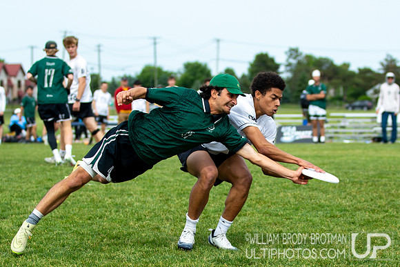 Day 1 at the 2026 USAU D-I College Championships
