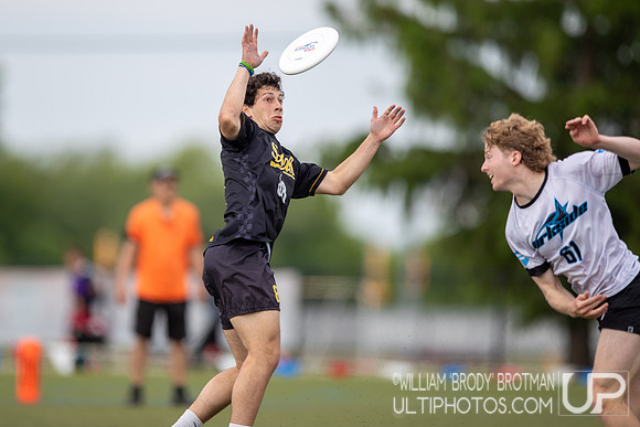 Day 2 at the 2026 USAU D-I College Championships