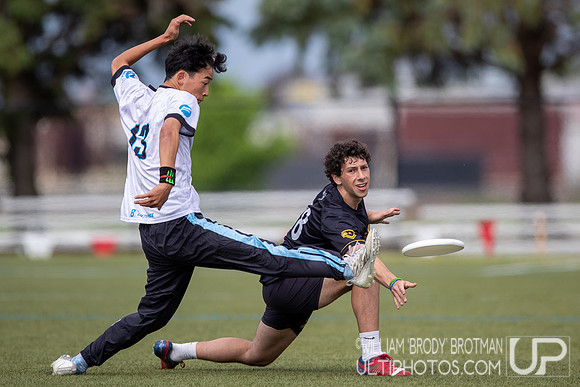 Day 2 at the 2026 USAU D-I College Championships