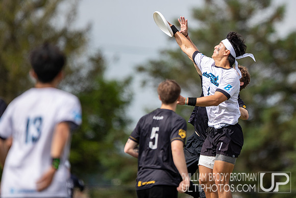 Day 2 at the 2026 USAU D-I College Championships