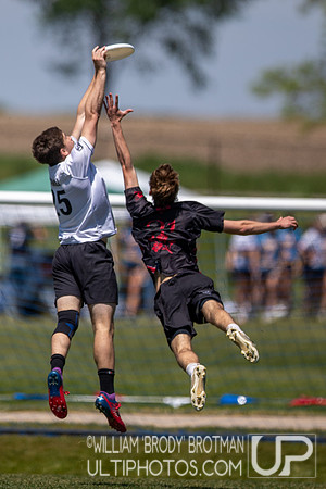 Day 2 at the 2026 USAU D-I College Championships