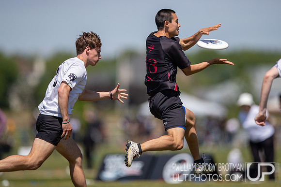 Day 2 at the 2026 USAU D-I College Championships