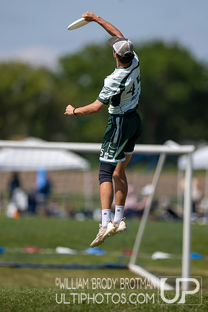 Day 2 at the 2026 USAU D-I College Championships