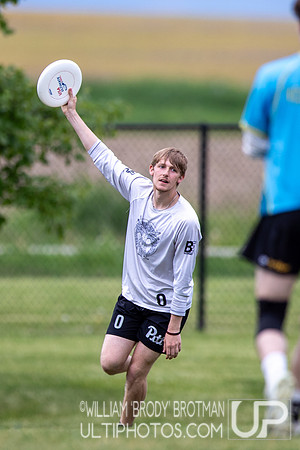 Day 2 at the 2026 USAU D-I College Championships