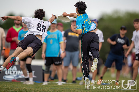 Day 2 at the 2026 USAU D-I College Championships