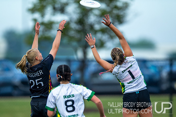 Day 3 at the 2026 USAU D-I College Championships
