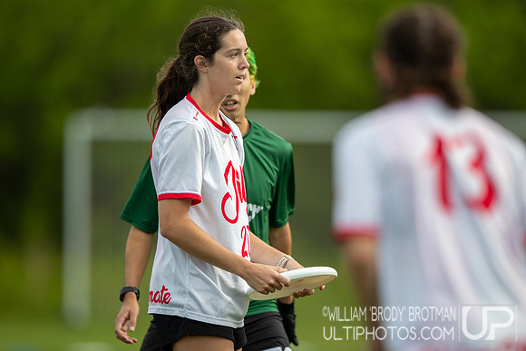 Day 1 at the 2026 USAU D-III College Championships