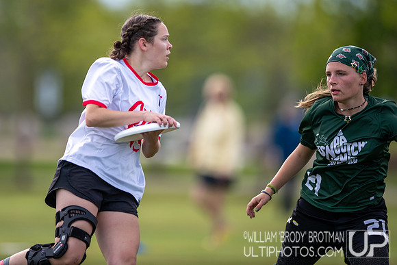 Day 1 at the 2026 USAU D-III College Championships
