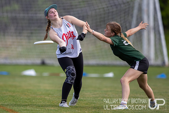 Day 1 at the 2026 USAU D-III College Championships