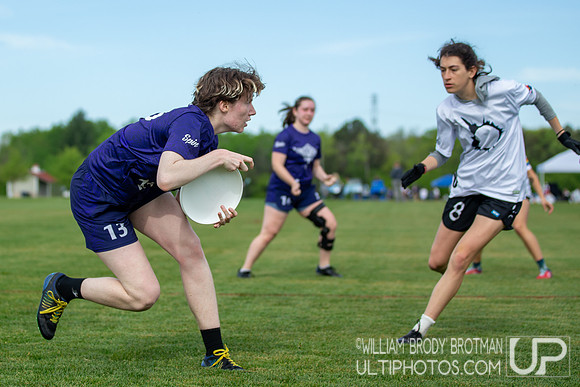 Day 1 at the 2026 USAU D-III College Championships
