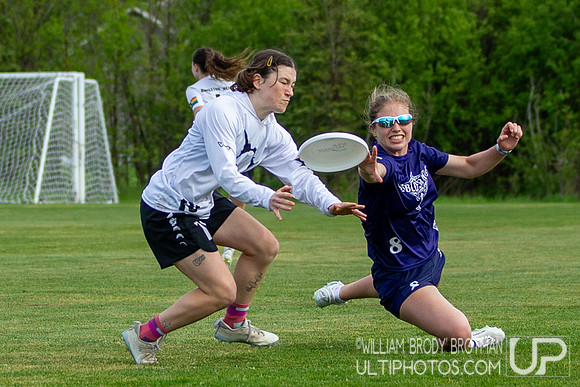 Day 1 at the 2026 USAU D-III College Championships