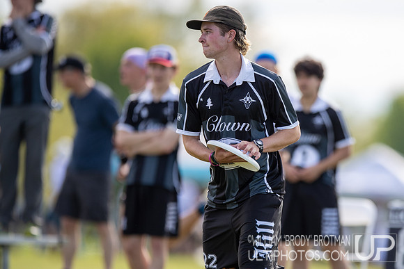 Day 1 at the 2026 USAU D-III College Championships