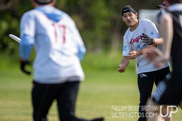 Day 1 at the 2026 USAU D-III College Championships
