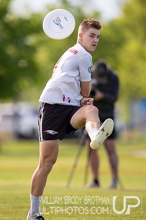 Day 1 at the 2026 USAU D-III College Championships